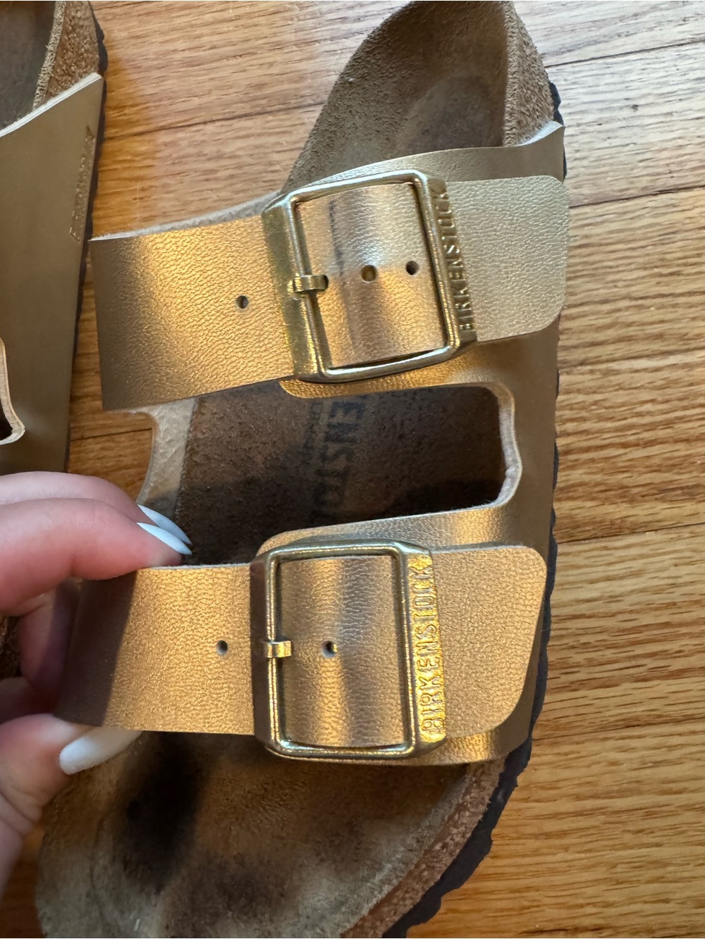 Birkenstock Arizona Sandal in Metallic Gold and Black Sole - Picture 6 of 15
